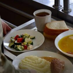 Новини України - Мобілізованих у ТЦК забезпечать харчуванням за стандартами ЗСУ