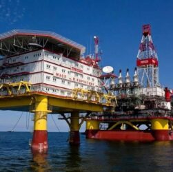 Новини України - На Каспії знову уражено нафтові платформи - ЗМІ