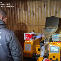 Новини України - На Київщині ліквідували підпільний цех із виготовлення сигарет