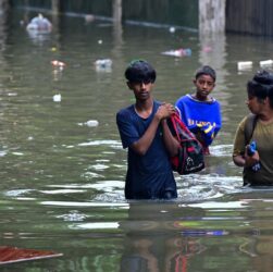 Новини світу - На Шрі-Ланці від наслідків циклону загинули сотні людей