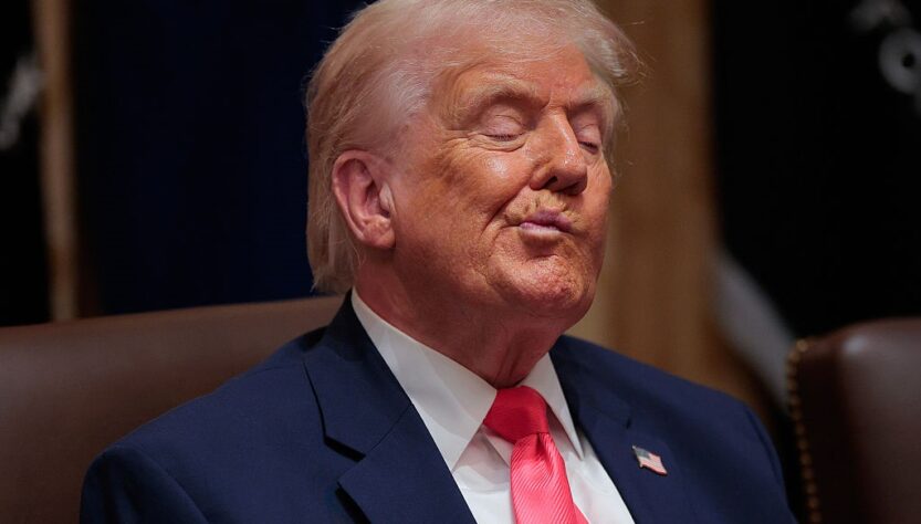 Новини світу - Нападу може зазнати будь-яка країна, що ввозить наркотики в США - Трамп