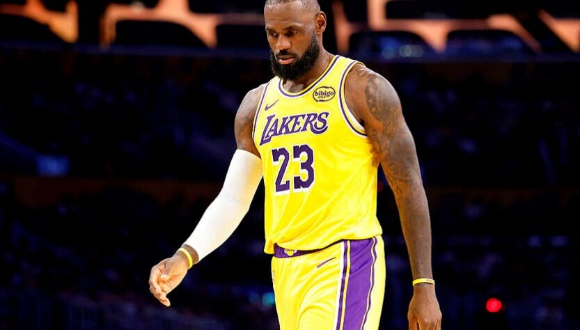 Новини спорту - НБА: унікальна серія Леброна Джеймса добігла кінця