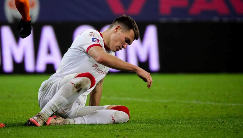 Новини спорту - Нинішній лідер національного чемпіонату посилиться двома гравцями