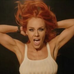 Новини культури - Олена Тополя після розлучення презентувала рок‑кліп