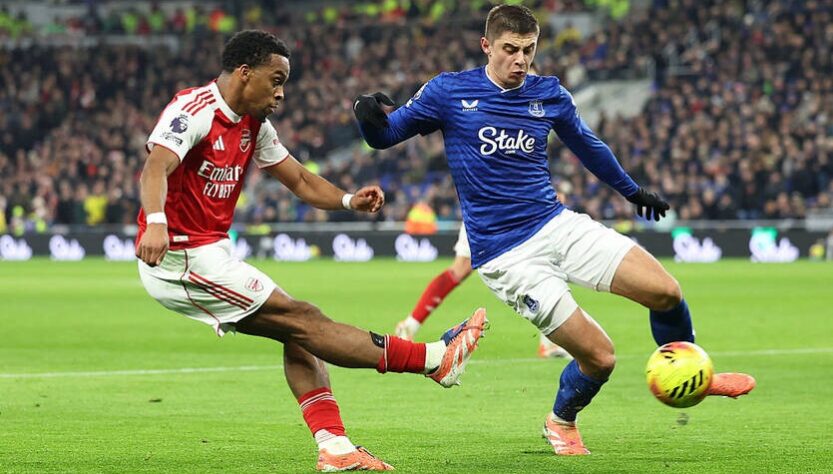 Новини спорту - Оцінка гри Миколенка в матчі проти Арсеналу