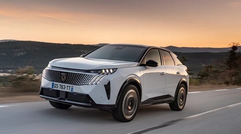 Авто новини - Peugeot відкликає майже 100 тисяч кросоверів 3008 і 5008