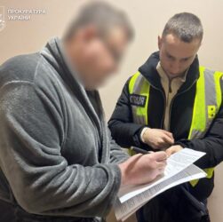 Новини Києва - Посадовців Київзеленбуду підозрюють у розтраті 1,2 млн