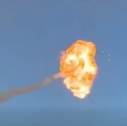 Новини України - Повітряні сили показали ефектне збиття дронів РФ