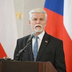 Новини політики - Президент Чехії пояснив, чим загрожує Заходу перемога Путіна