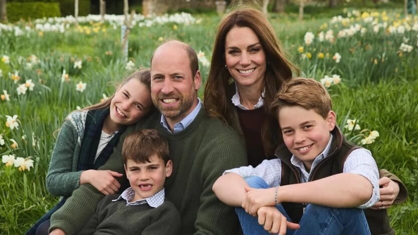 Новини культури - Принц Вільям і Кейт Міддлтон показали різдвяну світлину з дітьми