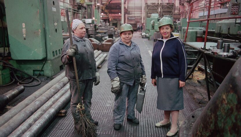 Новини світу - РФ скоротить заборонені для жінок професії через нестачу кадрів