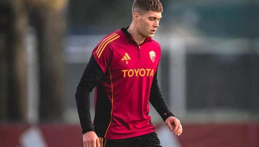 Новини спорту - Рома ризикує залишитися без Довбика на матч із Ювентусом