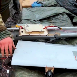 Новини України - Росіяни почали встановлювати Starlink на дрони Молнія