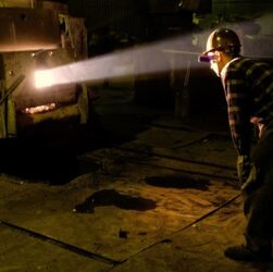 Новини світу - Російські промисловці заявили про найбільше падіння виробництва з 2022-го