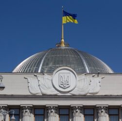 Новини України - Російську виключили з переліку мов, які потребують особливого захисту