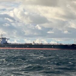 Новини світу - Санкції США загальмували активність тіньового флоту РФ