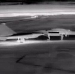 Новини України - СБУ уразила два російські літаки Су-27 в Криму