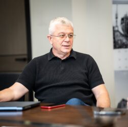 Новини бізнесу - Smart Holding відзвітував про зниження обсягу сплачених до бюджету податків