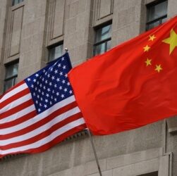 Новини бізнесу - США відклали запровадження мит на китайські чипи до 2027 року