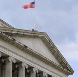 Новини світу - США ввели санкції проти родичів Мадуро