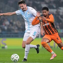 Новини спорту - Стало відомо, хто був найкращим у складах Динамо та Шахтаря в ЛК