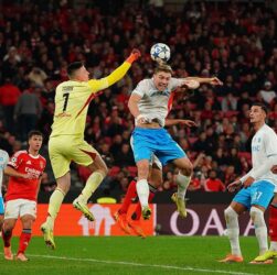 Новини спорту - Стало відомо, як оцінили гру українців у зустрічі Бенфіка - Наполі