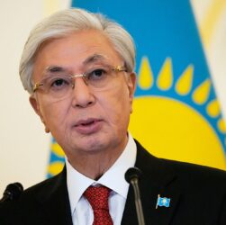 Новини світу - Токаєв заборонив "ЛГБТ-пропаганду" у Казахстані