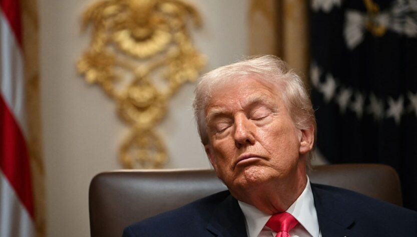 Новини політики - Трамп оцінив спроби завершити війну в Україні