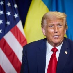 Новини світу - Трамп заявив, що Крим "оточений океаном з чотирьох боків"