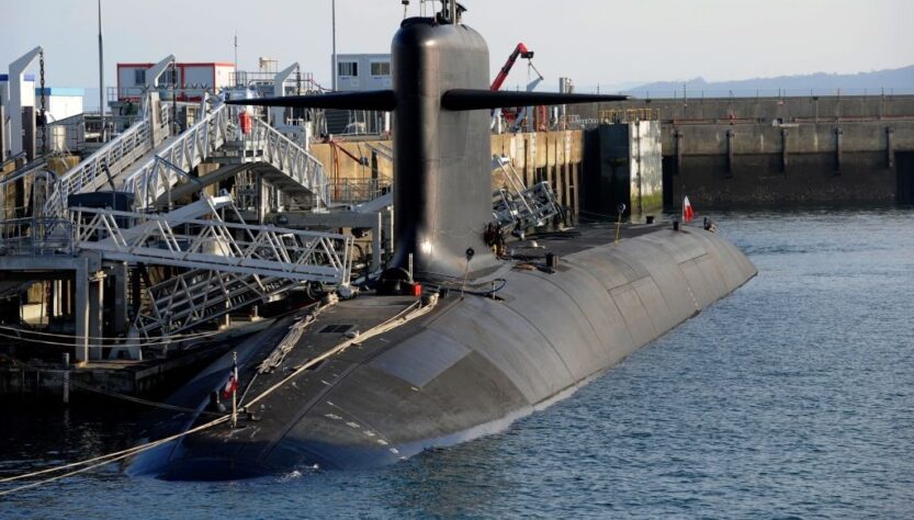 Новини світу - У Франції відкрили вогонь по дронах над базою атомних субмарин - ЗМІ