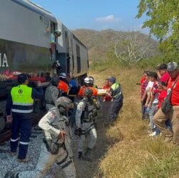 Новини світу - У Мексиці потяг зійшов із рейок: щонайменше 13 загиблих