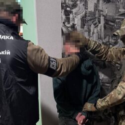 Новини України - У Миколаєві 20-річний киянин намагався підірвати авто з військовими