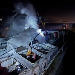 Новини України - У портах Одещини обстрілом пошкоджені елеватори та іноземні судна