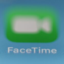 Новини світу - У Росі заблокували сервіс FaceTime