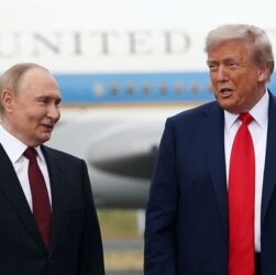 Новини світу - У Трампа заявили, що його не турбують стосунки Путіна і Мадуро