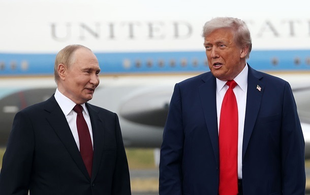 Новини світу - У Трампа заявили, що його не турбують стосунки Путіна і Мадуро