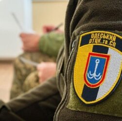 Новини України - У ТЦК на Одещині помер чоловік