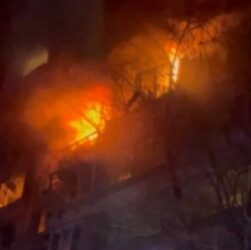 Новини України - У Запоріжжі БПЛА влучив у багатоповерхівку