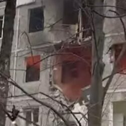 Новини України - В Чернігові дрон поцілив по багатоповерхівці: є загиблі