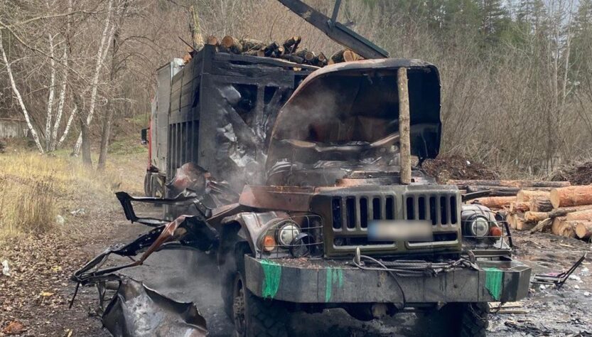 Новини України - В Ізюмі дрон росіян вдарив по вантажівці: є жертви