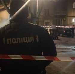 Новини України - В Одесі посеред вулиці застрелили людину
