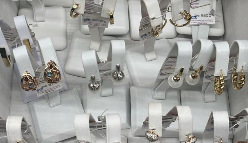 Новини України - В Одесі виготовляли "ювелірку" під виглядом світових брендів