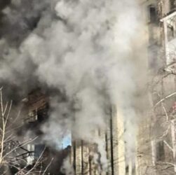 Новини України - В Охтирці БПЛА влучив у багатоповерхівку