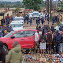 Новини світу - В ПАР сталася масштабна стрілянина в таверні: девять загиблих