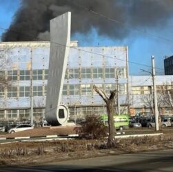 Новини світу - В російському Орську пожежа на оборонному заводі