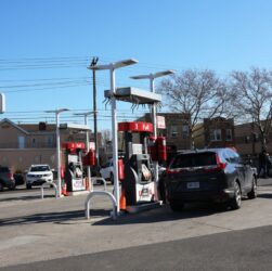 Новини бізнесу - В США Лукойл змушений працювати лишень з дрібними банками