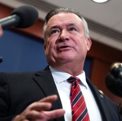 Новини світу - В США розкритикували реакцію Трампа на заяву РФ