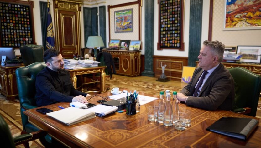 Новини України - Важкий вибір. Кандидати на посаду глави ОПУ