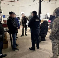 Новини України - Відправляли підлеглих працювати на СТО: посадовцям в/ч оголосили підозру