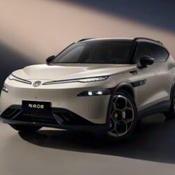 Авто новини - Volkswagen розкрив запас ходу електрокросовера ID.Unyx 08